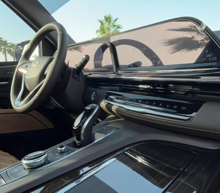 Miete Cadillac Escalade Platin 2024 in Dubai