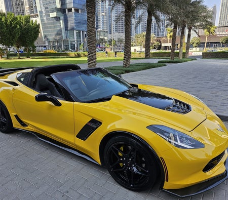 Аренда Шевроле Кабриолет Corvette C7 Stingray 2019 в Дубай