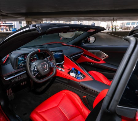 Kira Chevrolet Corvette C8 Stingray Cabrio 2023 içinde Dubai