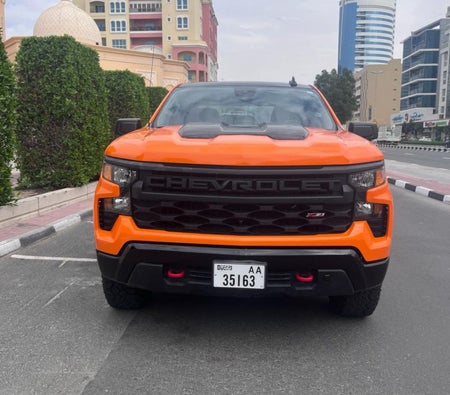 Huur Chevrolet Silverado 2022 in Abu Dhabi
