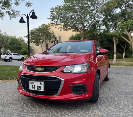Location Chevrolet Sonic Sedan 2020 dans Dubai