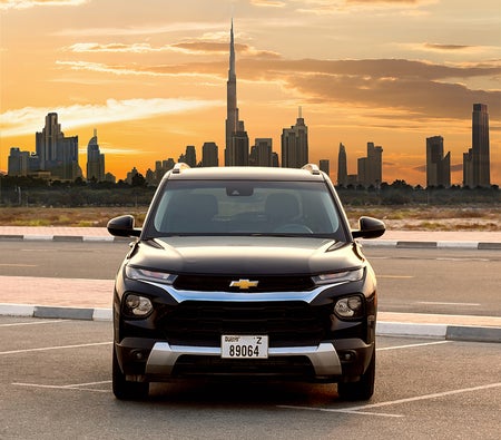 Huur Chevrolet Trailblazer 5-zits 2022 in Dubai