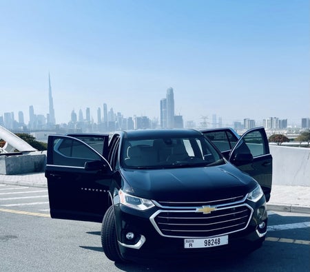 Huur Chevrolet Traverse 2022 in Dubai