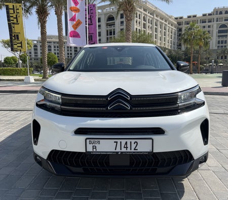 Huur Citroën C5 2023 in Dubai