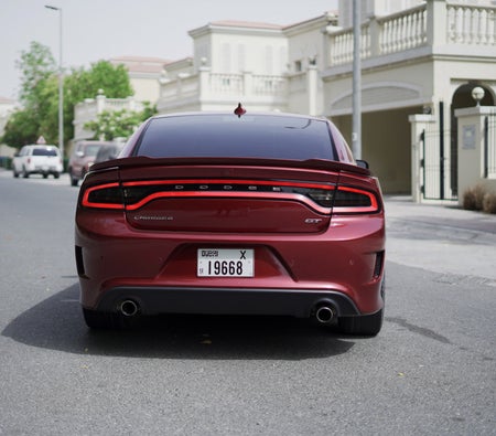 Аренда Dodge Charger V6 2019 в Дубай