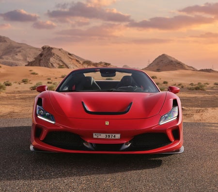 Miete Ferrari F8 Tributo Spider Novitec-Kit 2022 in Abu Dhabi