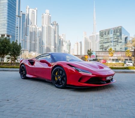 Alquilar Ferrari F8 Tributo 2022 en Dubai