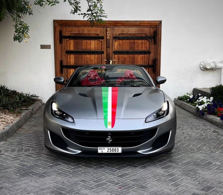 Alquilar Ferrari Portofino 2020 en Dubai