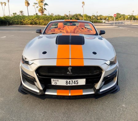 Huur Ford Mustang EcoBoost Convertible V4 2019 in Dubai