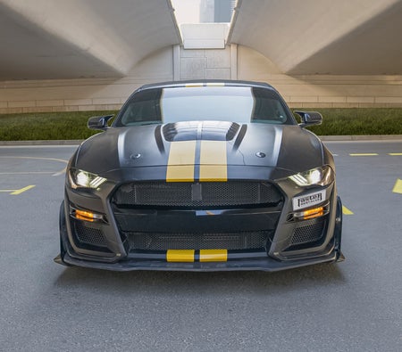 Kira Ford Mustang Shelby GT500 Takımı Dönüştürülebilir V4 2020 içinde Dubai
