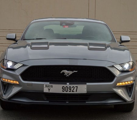 Miete Ford Mustang EcoBoost Coupé V4 2021 in Dubai