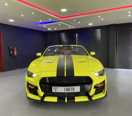 Location Gué Mustang GT Cabriolet V8 2020 dans Dubai