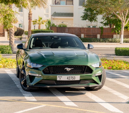 Huur Ford Mustang GT Coupé V8 2022 in Dubai