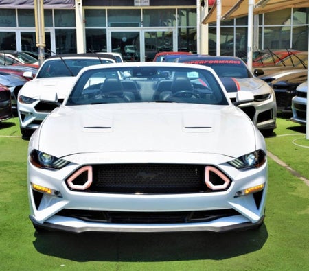 Huur Ford Mustang Shelby GT Kit Converteerbare V4 2021 in Dubai