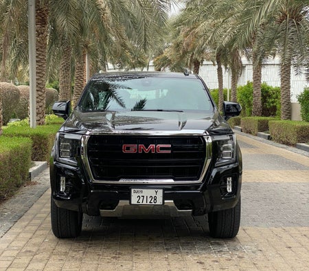 Miete GMC Yukon 2022 in Dubai