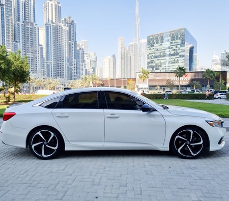 Location Honda Accord 2022 dans Dubai