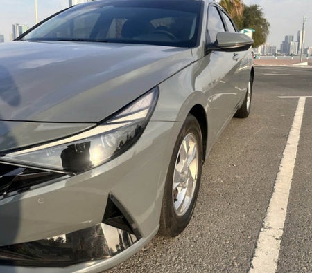 Miete Hyundai Elantra 2021 in Dubai