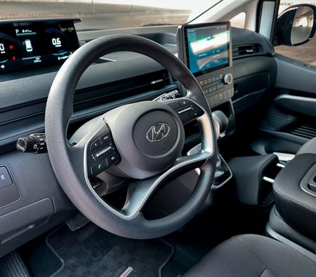 Miete Hyundai Staria 9S 2024 in Dubai