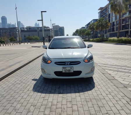 Location Hyundai Accent 2017 dans Dubai