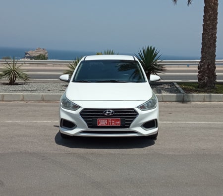 Huur Hyundai Accent 2019 in Muscat