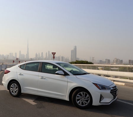 Miete Hyundai Elantra 2019 in Dubai