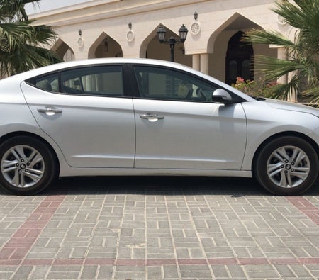 Location Hyundai Elantra 2019 dans Dubai