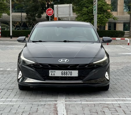 Miete Hyundai Elantra 2022 in Dubai