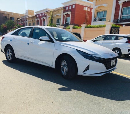 Location Hyundai Elantra 2023 dans Dubai