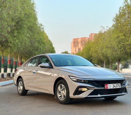 Miete Hyundai Elantra 2024 in Abu Dhabi
