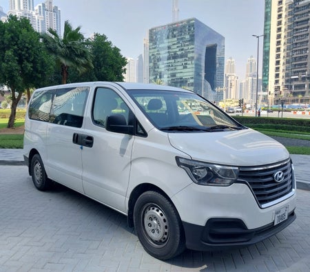 Location Hyundai H1 2020 dans Dubai