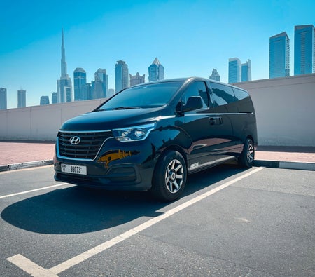 Alquilar Hyundai H1 2022 en Dubai