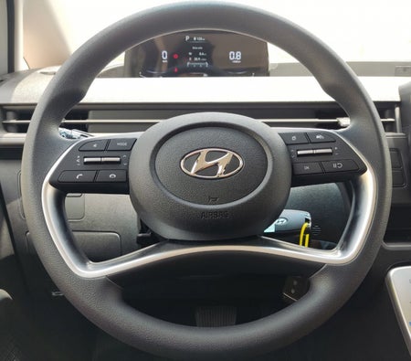 Miete Hyundai Staria 9S 2022 in Abu Dhabi