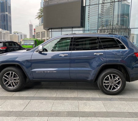 Location Jeep Grand Cherokee 2021 dans Dubai
