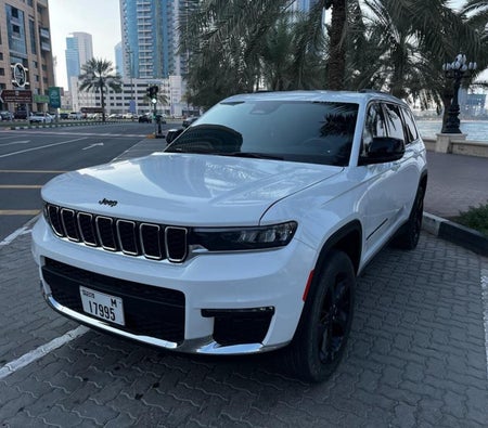 Huur Jeep Grand Cherokee 2021 in Dubai