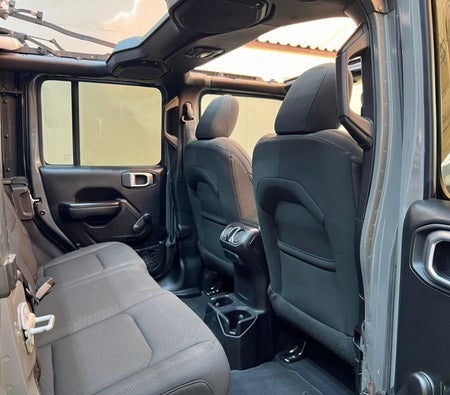 Location Jeep Wrangler édition spéciale 2020 dans Dubai