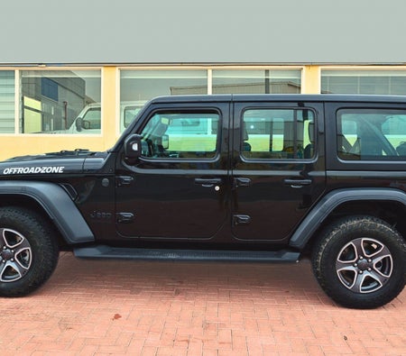 Affitto Jeep Attaccabrighe 2023 in Dubai