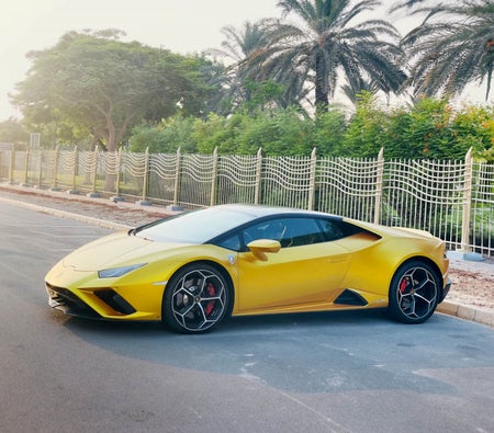 Miete Lamborghini Huracan Evo Coupé 2021 in Dubai