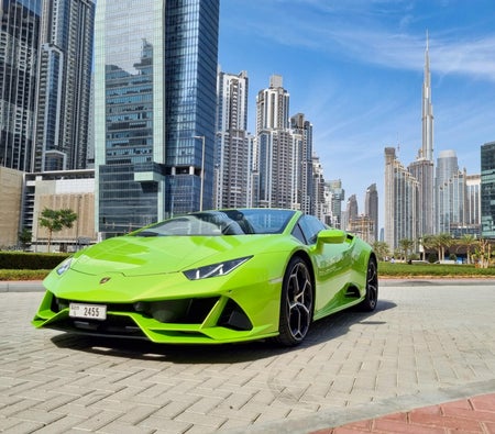 Huur Lamborghini Huracan Evo Spyder 2021 in Dubai