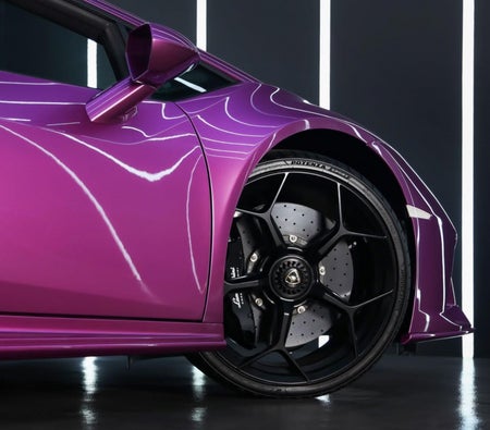 Kira Lamborghini Huracan Evo Spyder 2023 içinde Şarja