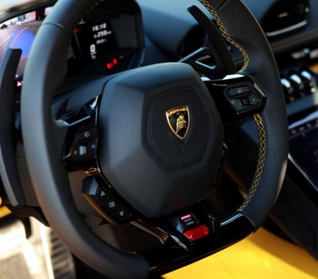 Huur Lamborghini Huracan Tecnica 2023 in Dubai