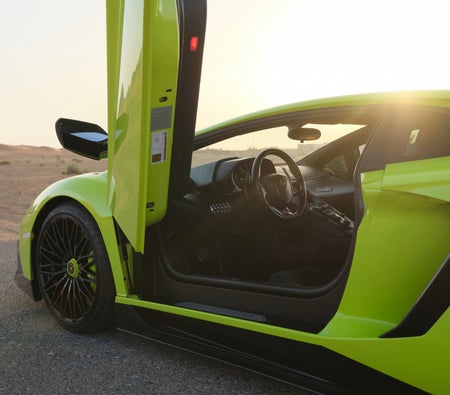 Miete Lamborghini Aventador Coupé LP700 2018 in Dubai