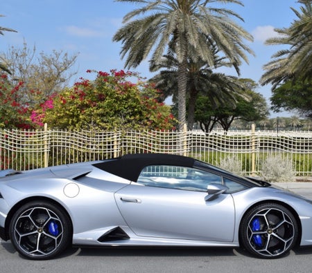 Location Lamborghini Huracan Evo Spyder 2022 dans Ras Al Khaimah