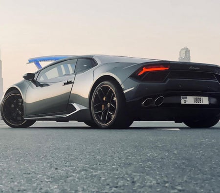 Huur Lamborghini Huracan Coupé LP610-4 2017 in Dubai