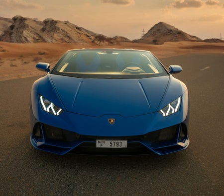 Alquilar Lamborghini Huracan Evo Spyder 2022 en Dubai