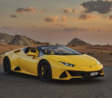 Location Lamborghini Huracan Evo Spyder 2021 dans Abu Dhabi
