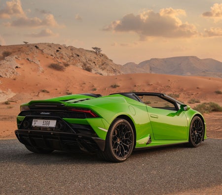 Miete Lamborghini Huracan Evo Spyder 2022 in Abu Dhabi
