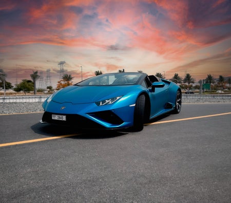 Kira Lamborghini Huracan Evo Spyder 2023 içinde Ras Al Khaimah