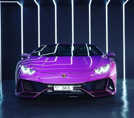 Miete Lamborghini Huracan Evo Spyder 2023 in Dubai