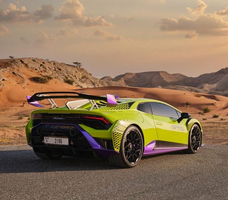 Аренда Lamborghini Huracan STO 2022 в Дубай