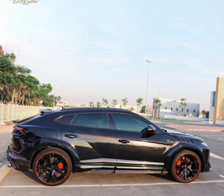 Miete Lamborghini Urus Mansory 2019 in Dubai